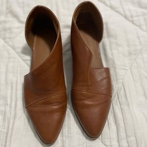 Universal Thread flats / Woman’s shoes